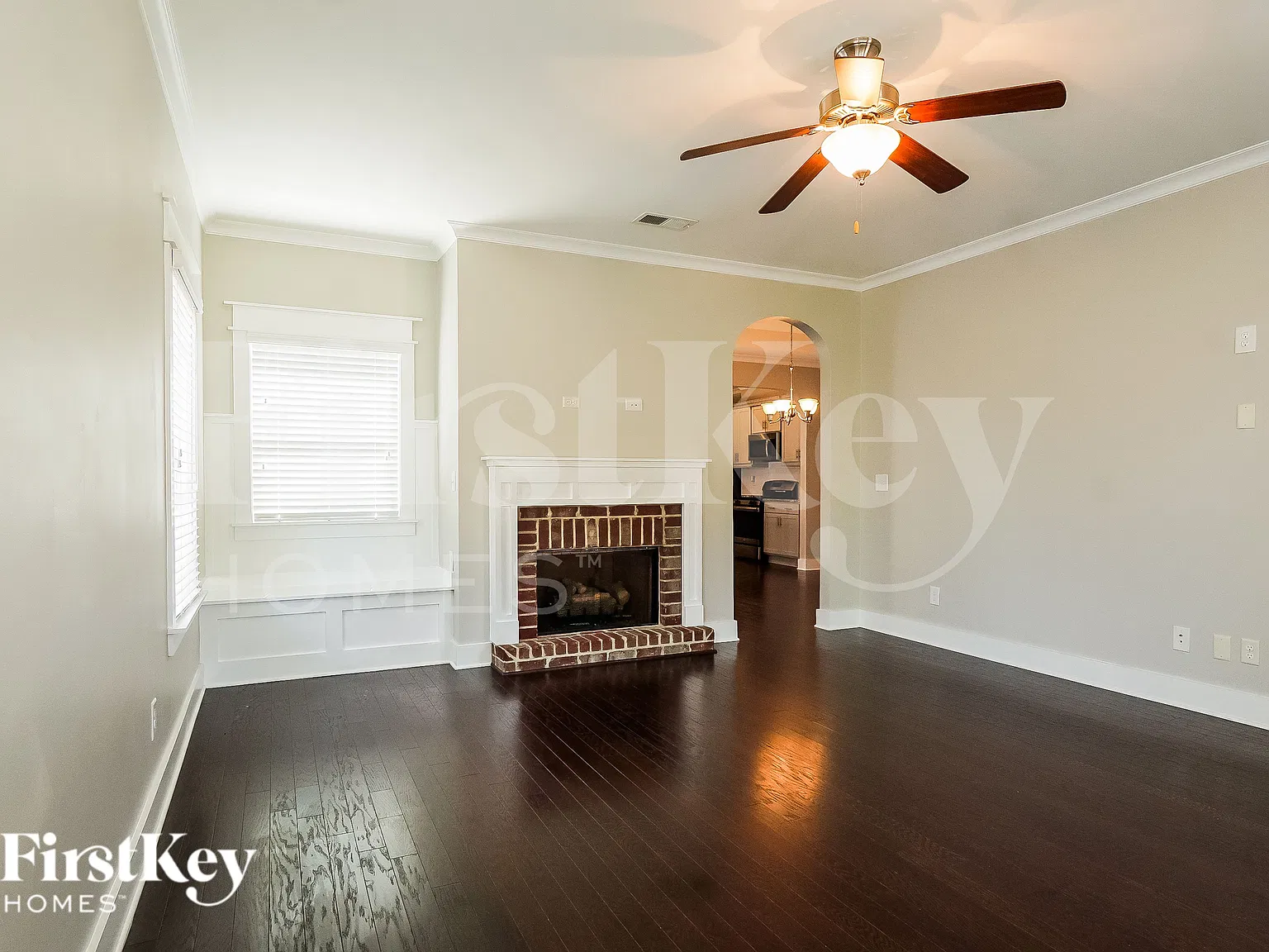3 bed, 2.5 bath, 1562 sqft, $2,375 — Photo 2