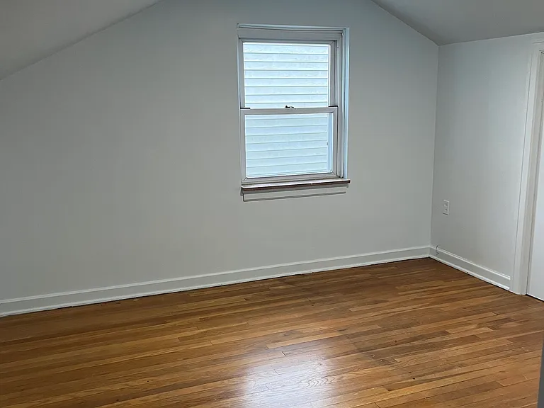 second floor room 2