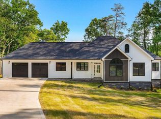 100 George Williams Dr, Easley, SC 29640