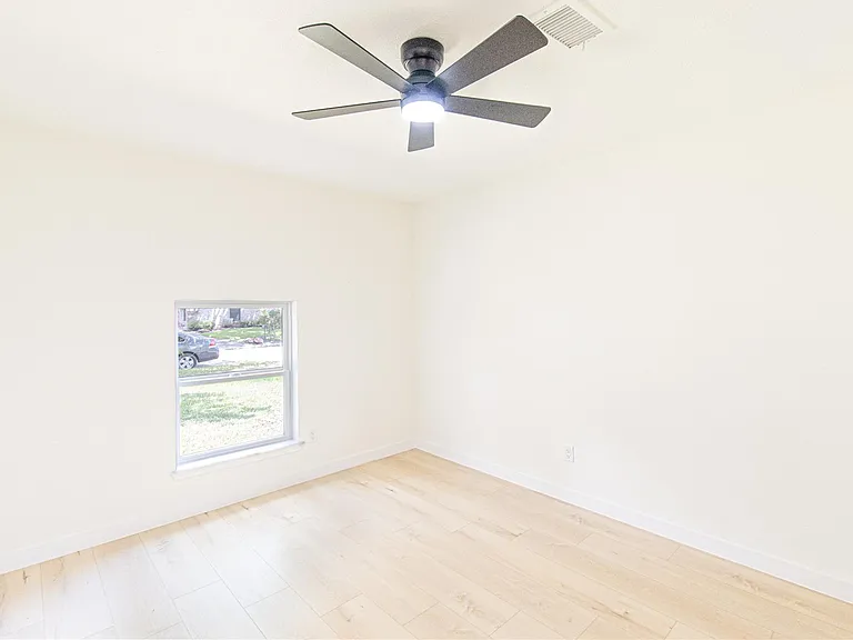 13619 Elm Ct — Photo 27