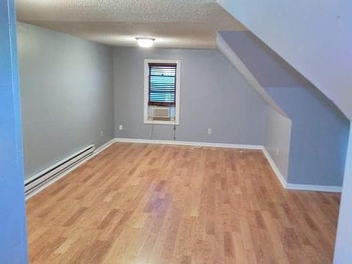 3rd image of 734 Bradley St #2