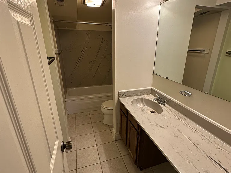 8 W Hollister St #3 — Photo 11