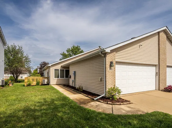 1750 Beech Dr, Crown Point, IN 46307