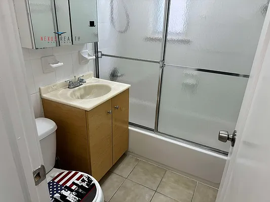 Rented by Voro NYC | media 10