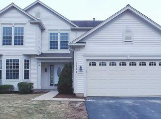 1111 Spinnaker St, Elgin, IL 60123