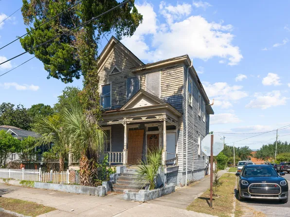 10 Francis St, Charleston, SC 29403