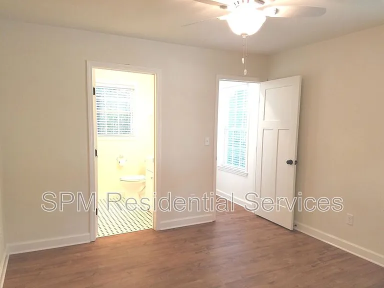 4905 Maple Ave — Photo 10