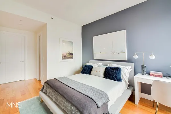 Sold by MNS | media 22