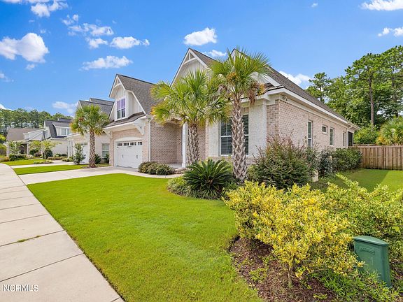 3rd image of 4523 Auriana Way