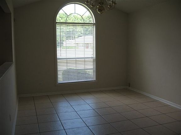 3rd image of 1111 Eureka Ct