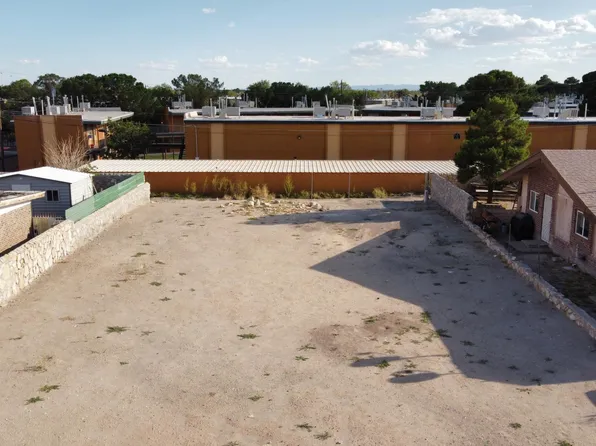 9088 Geranium Dr, El Paso, TX 79907