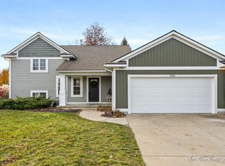5753 Rodney Dr SW, Wyoming, MI