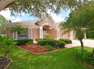 10619 Park Place Dr, Seminole, FL 33778