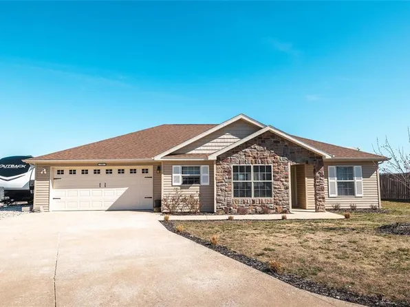 105 Rockhill Ct, Saint Robert, MO 65584