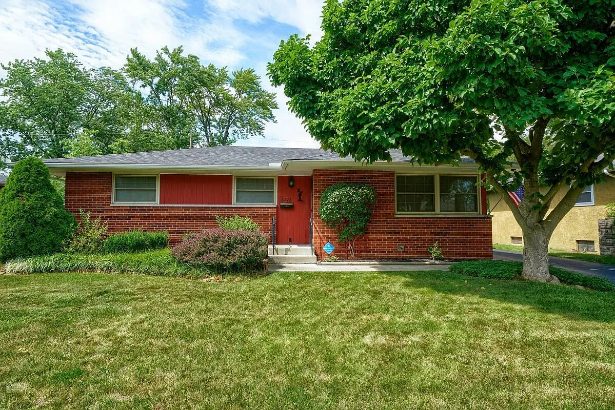 3776 Conway Dr photo 1