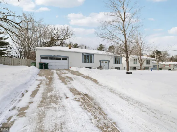 12832 Lincoln St NE, Blaine, MN 55434