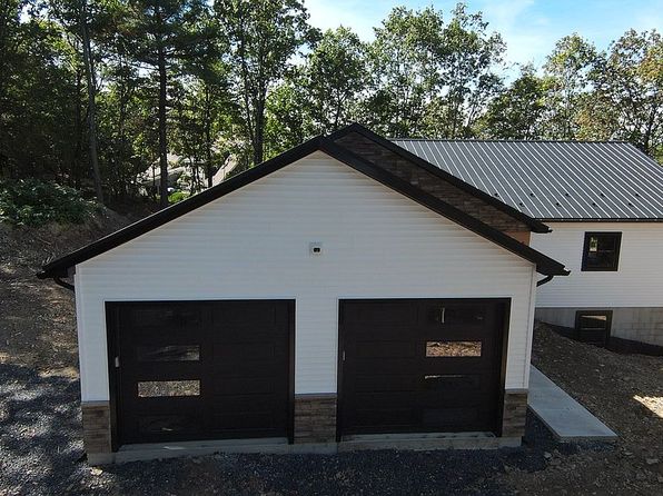 2327 Teaberry Ln