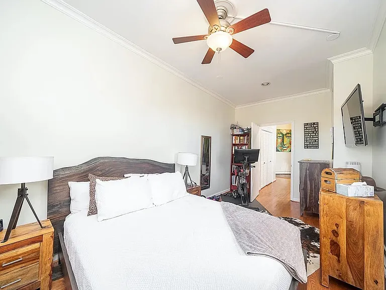 68 Park Ave #8 — Photo 10