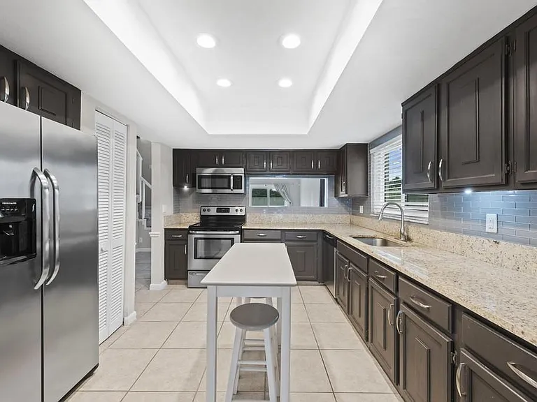 39 Emerald Ct — Photo 19
