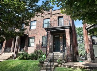 3321 Demenil Pl, Saint Louis, MO 63118