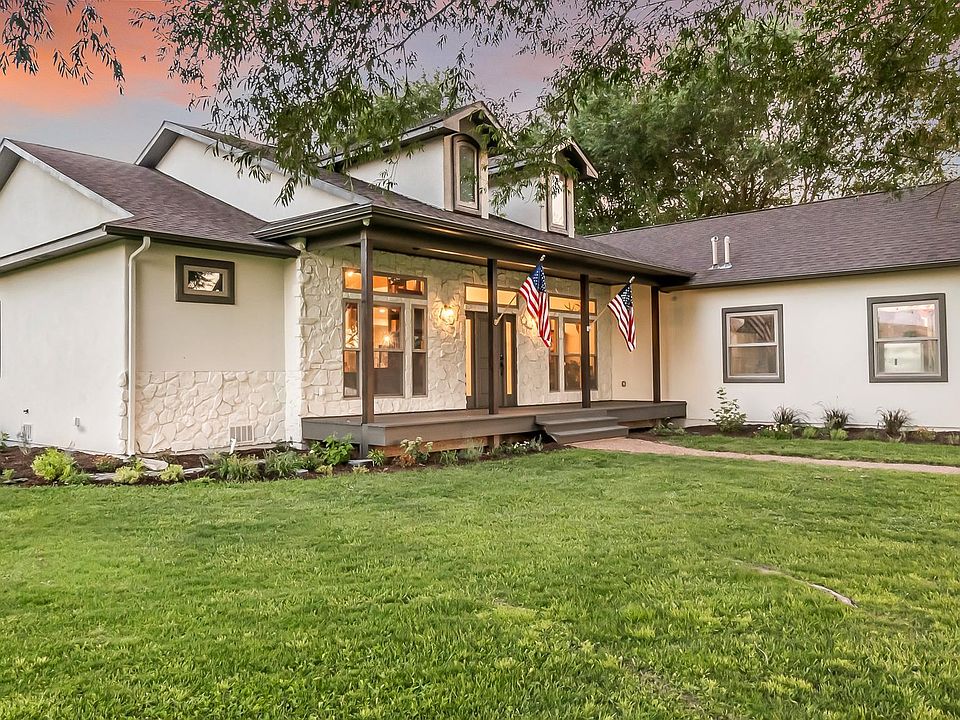 1st image of 225 Meeka Ct