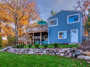 248 Indian Trl, Lake In The Hills, IL 60156