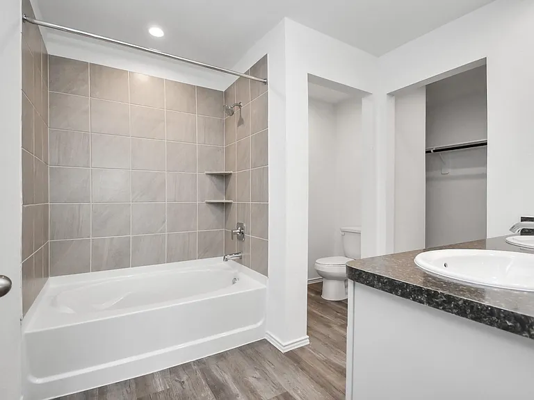 24430 Elmwood Falls Dr — Photo 19