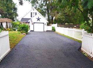 1139 4th Ave, Croydon, PA 19021