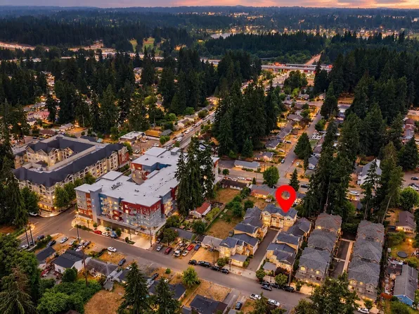 23432 55th Avenue W #B, Mountlake Terrace, WA 98043