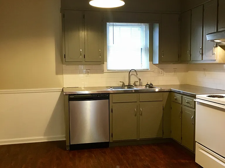 1310 Main Ave #D — Photo 3
