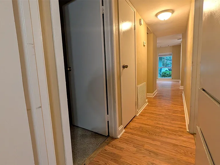 9 Raccoon Ln — Photo 21