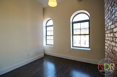 Rented by Next Door Realty NYC