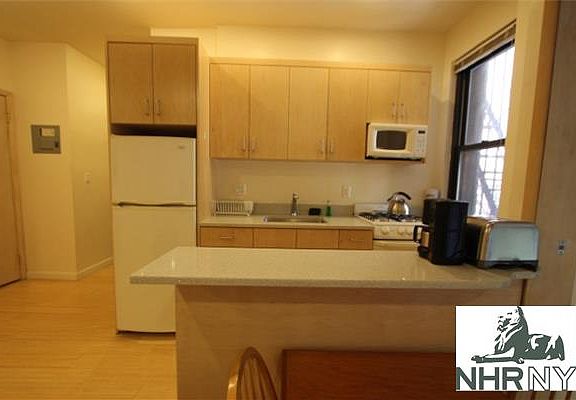 5th image of 205 W 15th St APT 2N