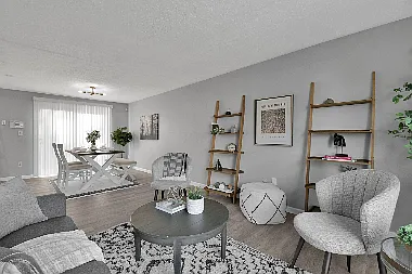 3 bed, 1.5 bath, 1480 sqft, $2,100 — Photo 3