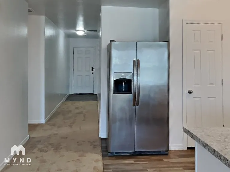 953 W Kachina Dr — Photo 5