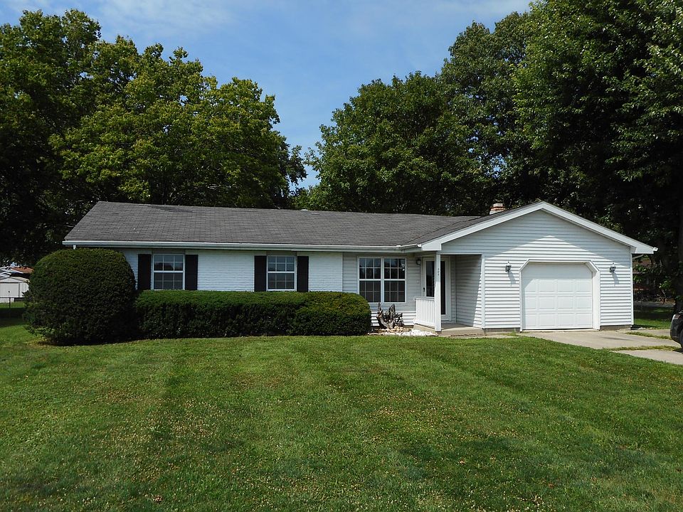 1st image of 205 Woodcrest Dr