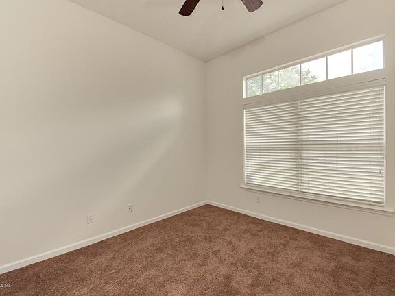 4th image of 13774 Devan Lee Dr E