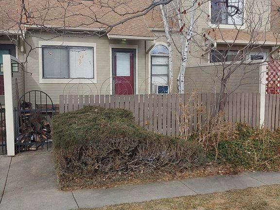 2nd image of 322 S Taft Ct