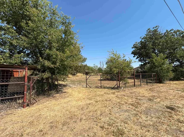 2202 Norman Rd, Enid, OK 73703