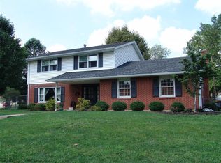 429 Ridgewood Dr, Fairborn, OH 45324