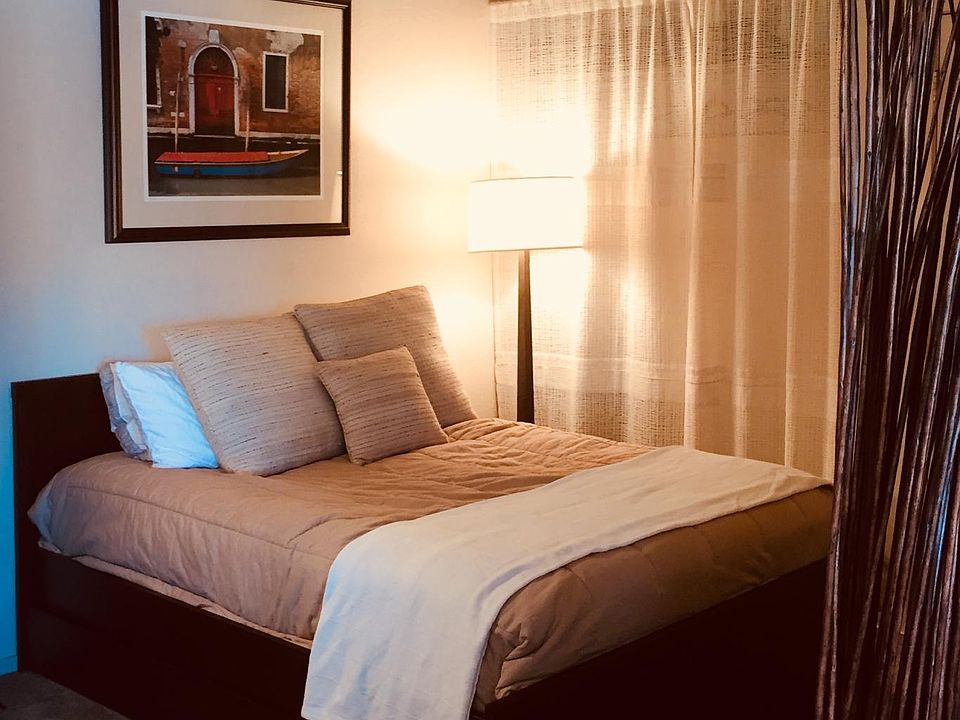 Queen size bed with storage drawers underneath