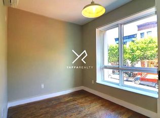 806 Saint Johns Pl APT 2B, Brooklyn, NY 11216