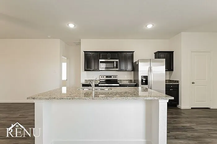 6624 Charleston Dr — Photo 3