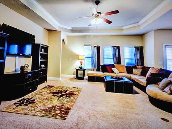 5th image of 5630 Lobelia Ln