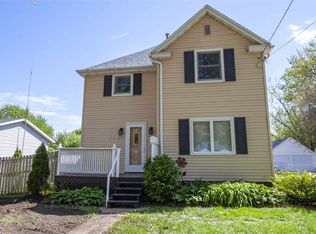 626 Eureka St, Waterloo, IA 50702