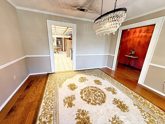 5th image of 2107 Hummingbird Ln