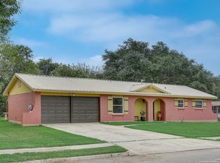 6503 Hoofs Ln, San Antonio, TX 78240