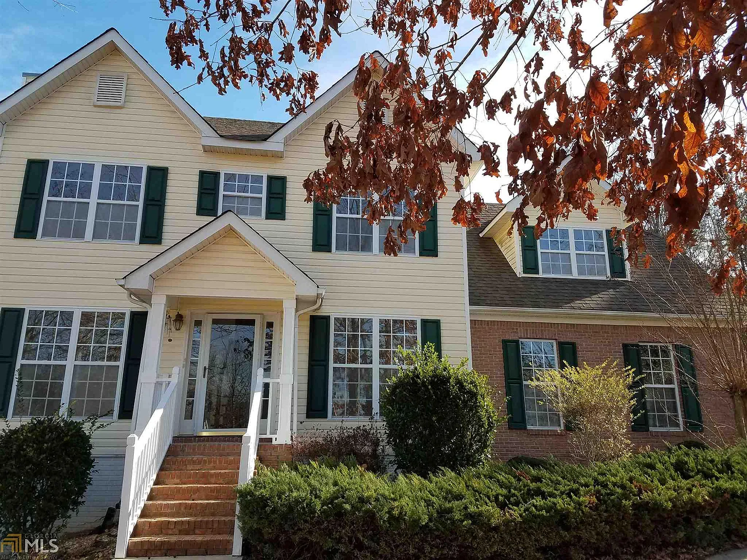 100 Perry Creek Dr photo 1