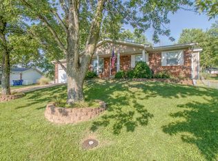 705 Ruth Ave, Festus, MO 63028