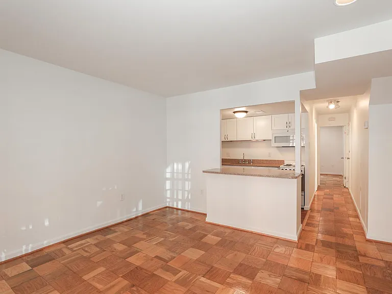 1609 Corcoran St NW #14 — Photo 6